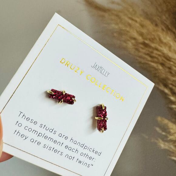 NEW ANTHROPOLOGIE JaxKelly 18kt Gold Red Druzy Stone Gemstone Bar Earring - Picture 7 of 8
